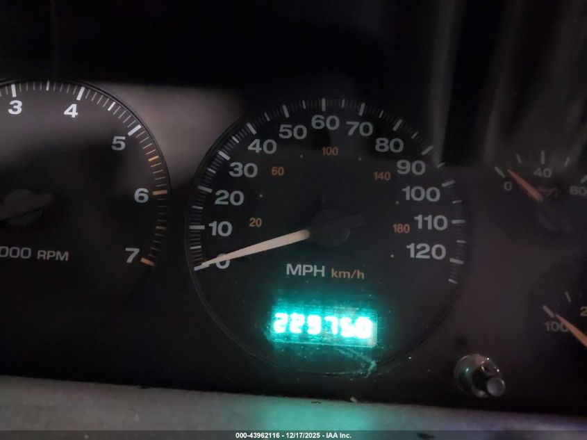 1999 Jeep Grand Cherokee Laredo VIN: 1J4GW58S6XC565002 Lot: 43962116