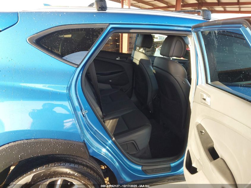 2017 Hyundai Tucson Se Plus VIN: KM8J33A40HU481611 Lot: 43962127