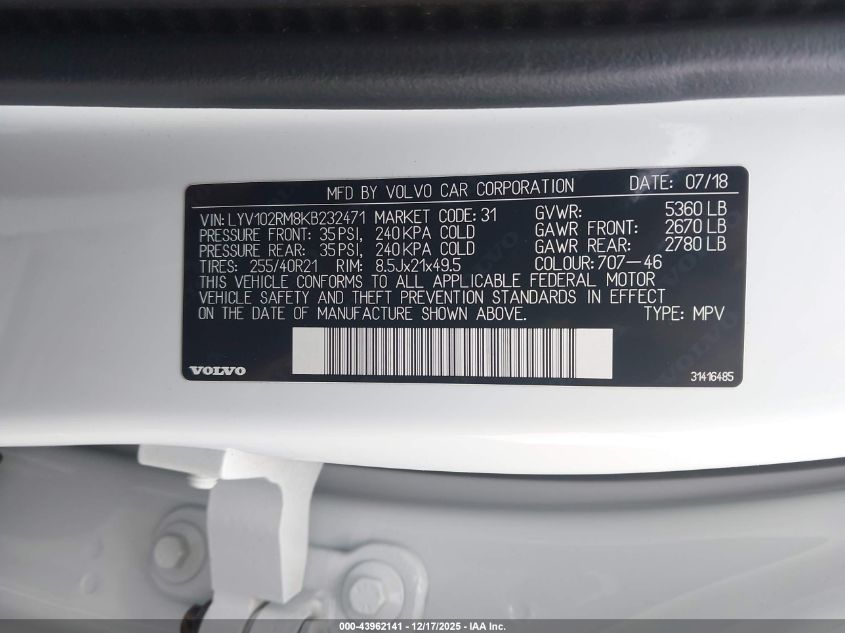 2019 Volvo Xc60 T5 R-Design VIN: LYV102RM8KB232471 Lot: 43962141