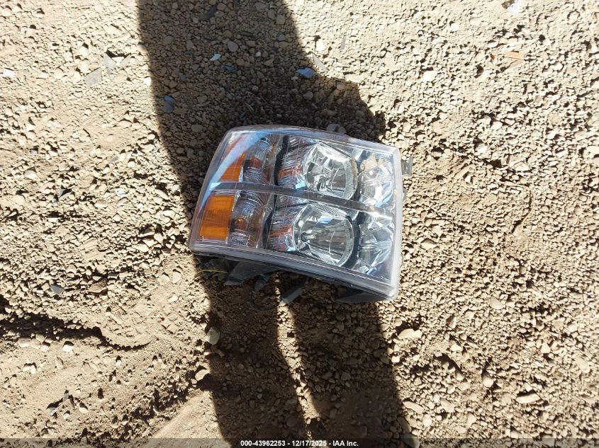 2008 Chevrolet Silverado 1500 Work Truck VIN: 1GCEC14X98Z285136 Lot: 43962253