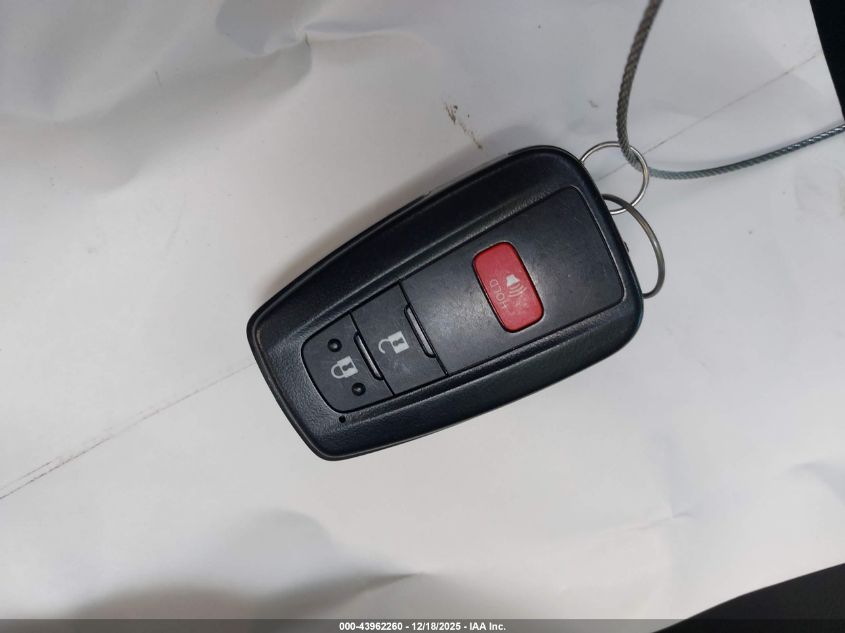 2021 Toyota Rav4 Xle VIN: 2T3W1RFV7MW176253 Lot: 43962260