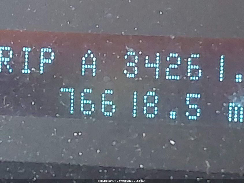 2011 Ford Escape Limited VIN: 1FMCU9EGXBKB24369 Lot: 43962279