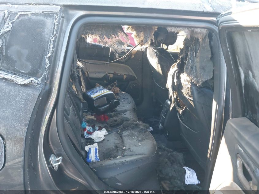 2024 Jeep Compass Limited 4X4 VIN: 3C4NJDCN8RT592670 Lot: 43962286