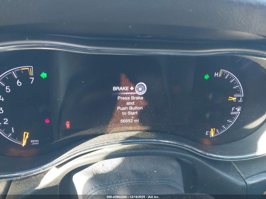 2019 Jeep Grand Cherokee Limited 4X4 VIN: 1C4RJFBG2KC612185 Lot: 43962288