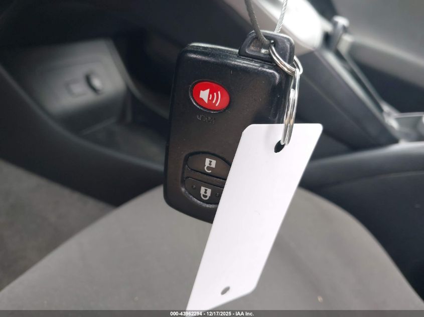 2015 Toyota Prius Two VIN: JTDKN3DU8F1929459 Lot: 43962294