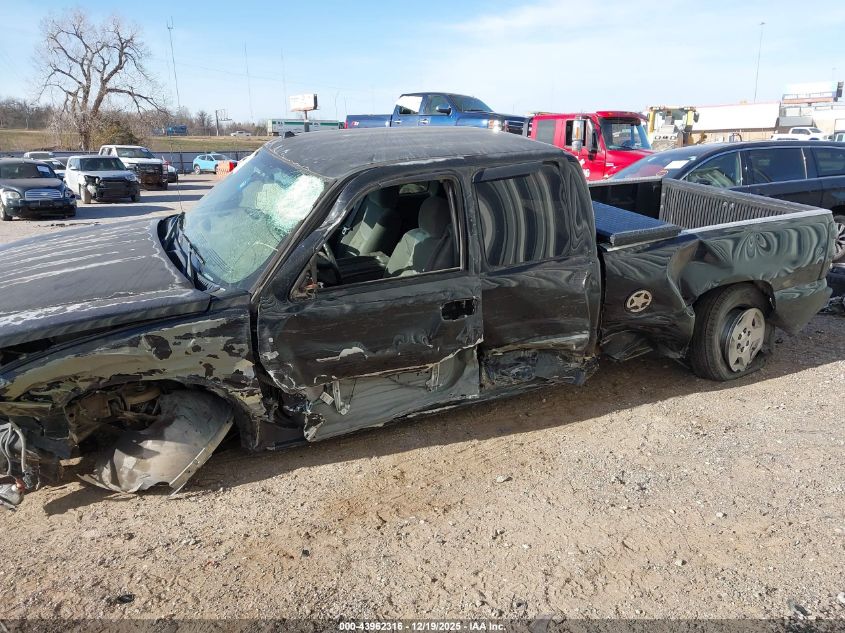 2005 Chevrolet Silverado 1500 Ls VIN: 2GCEC19V651371841 Lot: 43962316