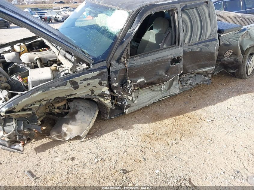 2005 Chevrolet Silverado 1500 Ls VIN: 2GCEC19V651371841 Lot: 43962316