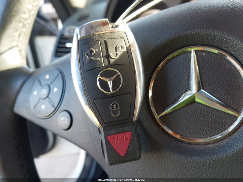 2010 Mercedes-Benz C 300 Luxury 4Matic/Sport 4Matic VIN: WDDGF8BB8AF389808 Lot: 43962336