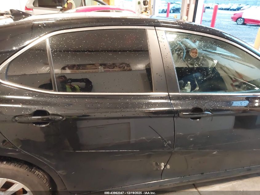 2021 Toyota Camry Le VIN: 4T1R11AK0MU580659 Lot: 43962347