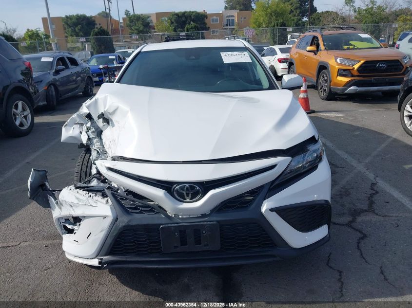 2021 Toyota Camry Se VIN: 4T1G11AK8MU585518 Lot: 43962354