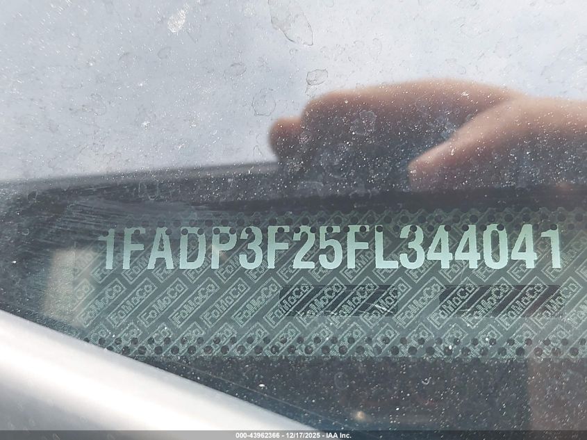 2015 Ford Focus Se VIN: 1FADP3F25FL344041 Lot: 43962366