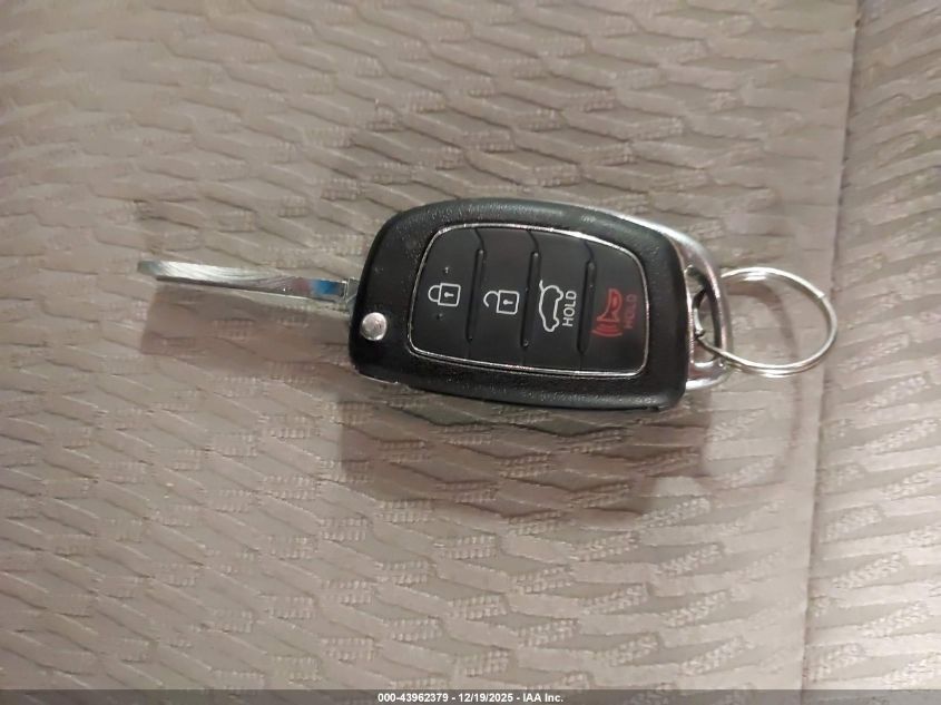 2015 Hyundai Santa Fe Sport 2.4L VIN: 5XYZU3LB8FG285754 Lot: 43962379