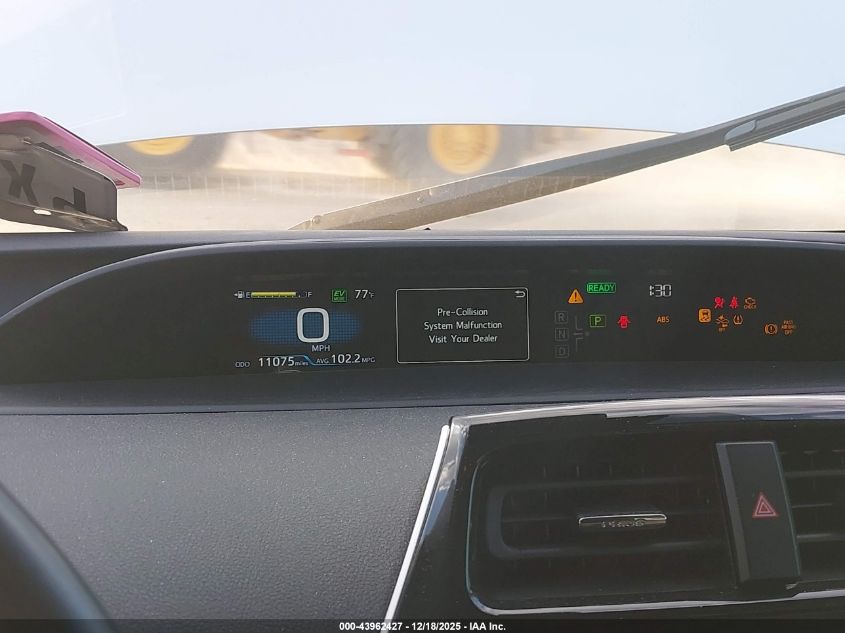 2021 Toyota Prius Prime Le VIN: JTDKAMFP8M3196470 Lot: 43962427