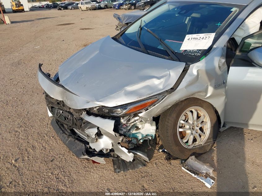 2021 Toyota Prius Prime Le VIN: JTDKAMFP8M3196470 Lot: 43962427