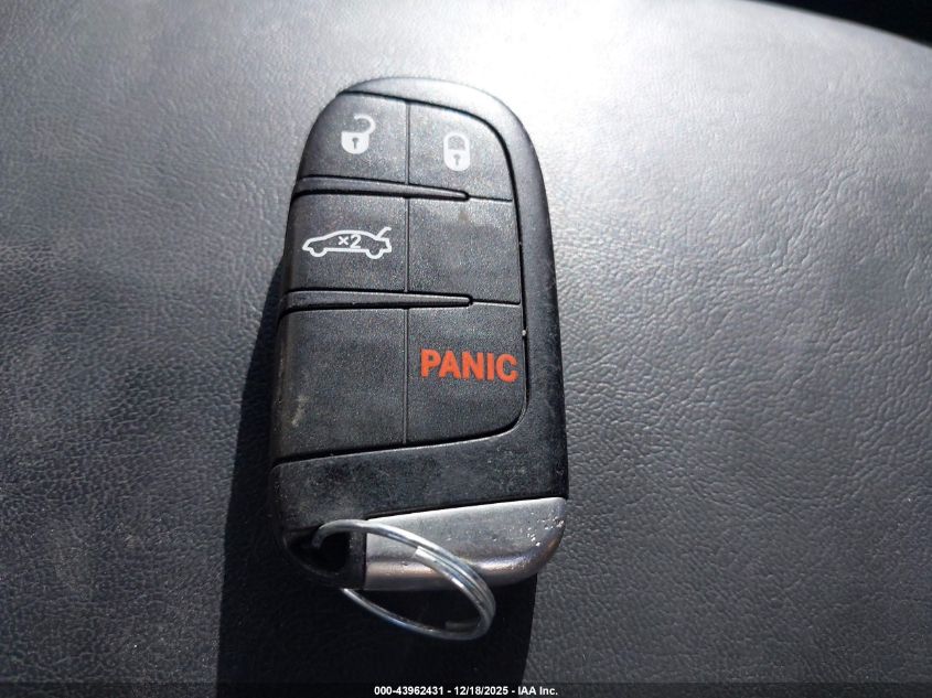 2015 Dodge Challenger R/T Scat Pack VIN: 2C3CDZFJ4FH822119 Lot: 43962431