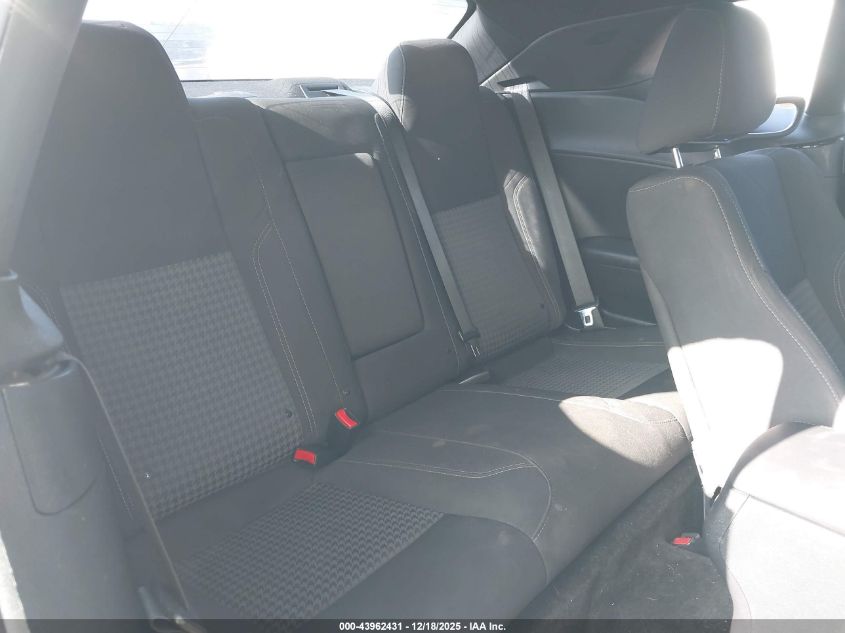 2015 Dodge Challenger R/T Scat Pack VIN: 2C3CDZFJ4FH822119 Lot: 43962431