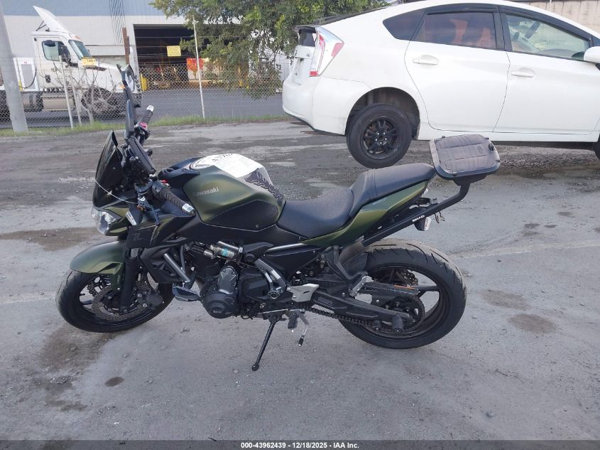 2018 Kawasaki Er650 H VIN: JKAEREH11JDA22649 Lot: 43962439