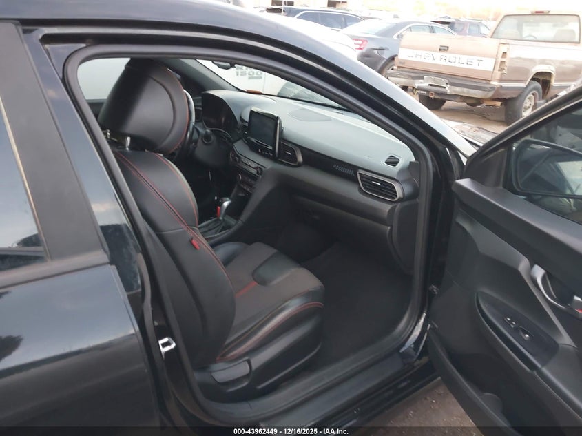 2020 Hyundai Veloster Turbo