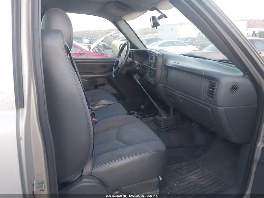 2004 Chevrolet Silverado 1500 Work Truck