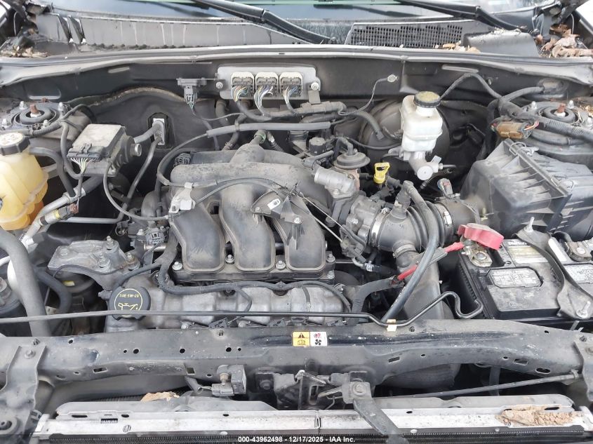 2008 Mercury Mariner V6 VIN: 4M2CU81108KJ40325 Lot: 43962498