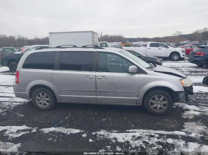 2010 Chrysler Town & Country Touring VIN: 2A4RR5D19AR305396 Lot: 43962512