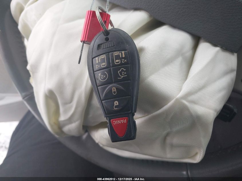 2010 Chrysler Town & Country Touring VIN: 2A4RR5D19AR305396 Lot: 43962512