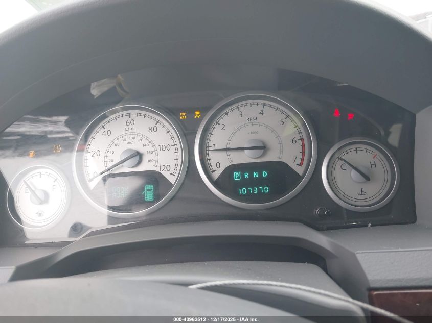 2010 Chrysler Town & Country Touring VIN: 2A4RR5D19AR305396 Lot: 43962512