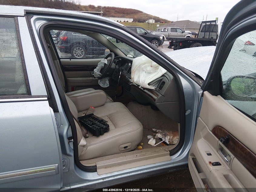 2010 Mercury Grand Marquis Ls (Fleet Only)