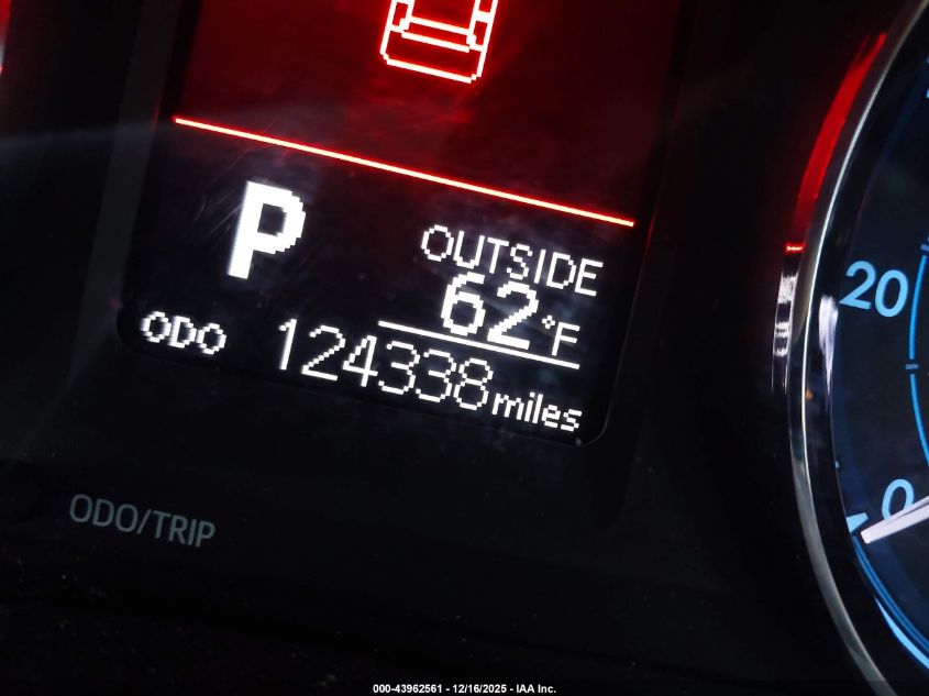 2018 Toyota Corolla Le VIN: 2T1BURHE6JC048188 Lot: 43962561