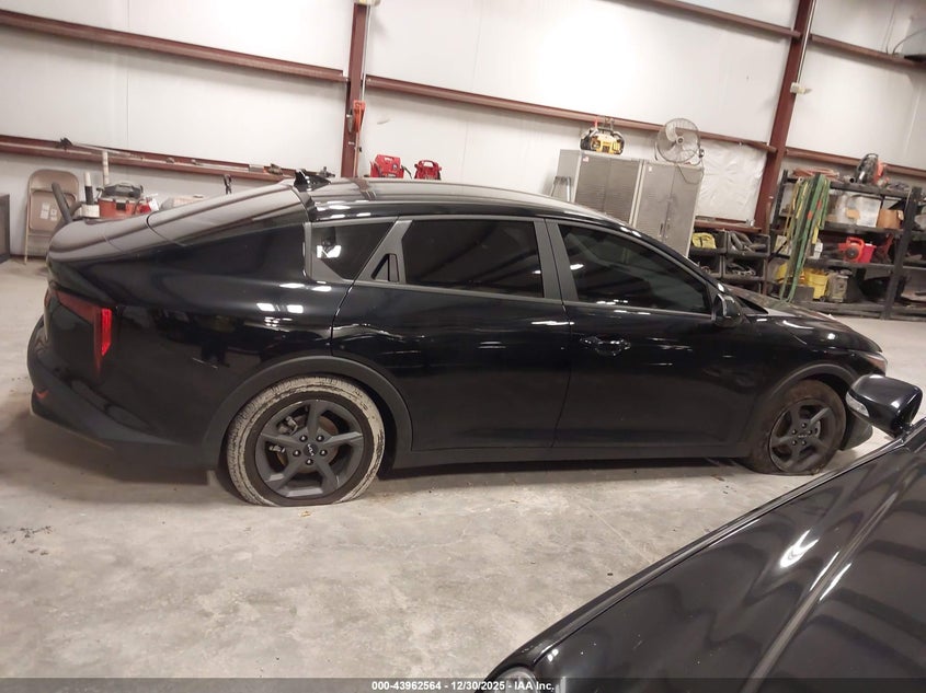 2025 Kia K4 Lxs VIN: 3KPFT4DE2SE164357 Lot: 43962564