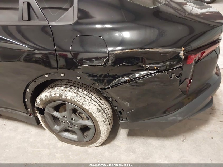 2025 Kia K4 Lxs VIN: 3KPFT4DE2SE164357 Lot: 43962564