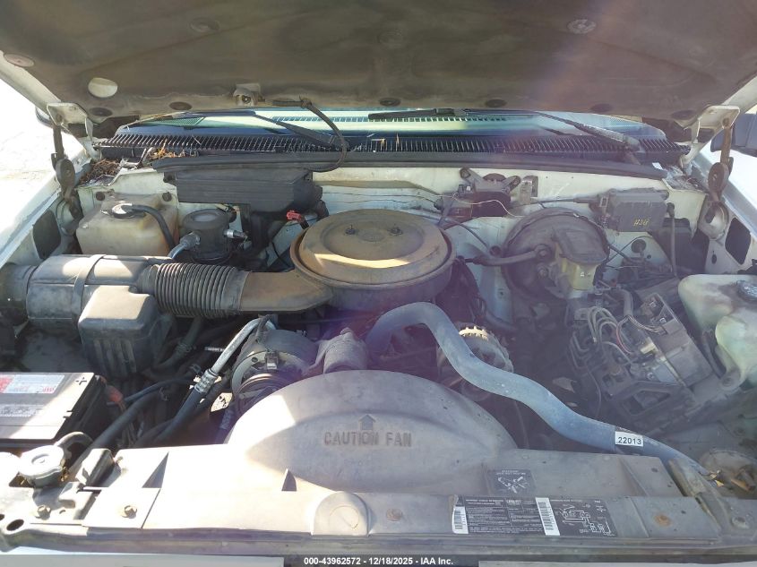 1994 GMC Suburban C1500 VIN: 1GKEC16K3RJ705267 Lot: 43962572