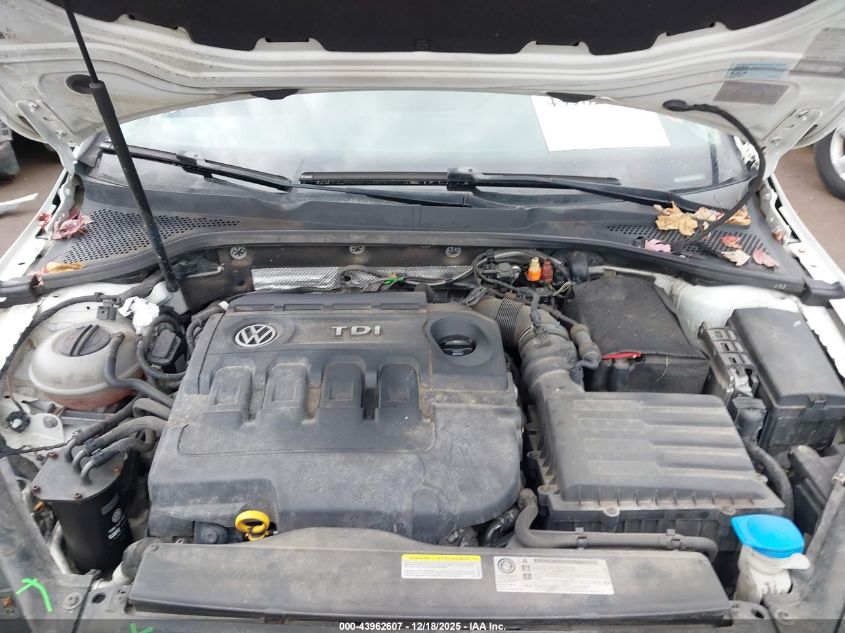 2015 Volkswagen Golf Tdi Se 4-Door VIN: 3VWRA7AU4FM035027 Lot: 43962607