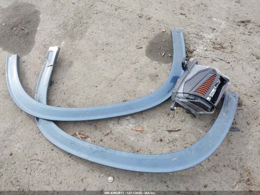 2024 GMC Acadia Fwd Denali VIN: 1GKENLKS4RJ163835 Lot: 43962611