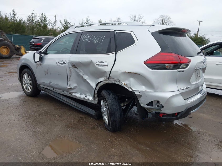 2017 Nissan Rogue Sv