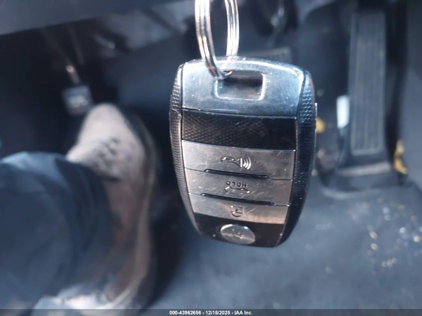 2014 Kia Sorento Ex V6 VIN: 5XYKUDA75EG470865 Lot: 43962656