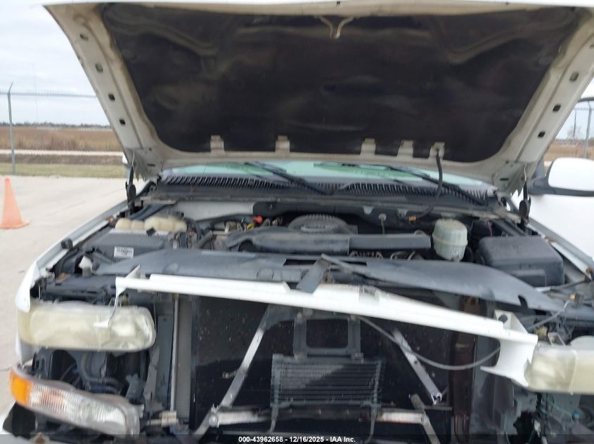 2005 Chevrolet Tahoe Z71 VIN: 1GNEC13T65R268814 Lot: 43962658