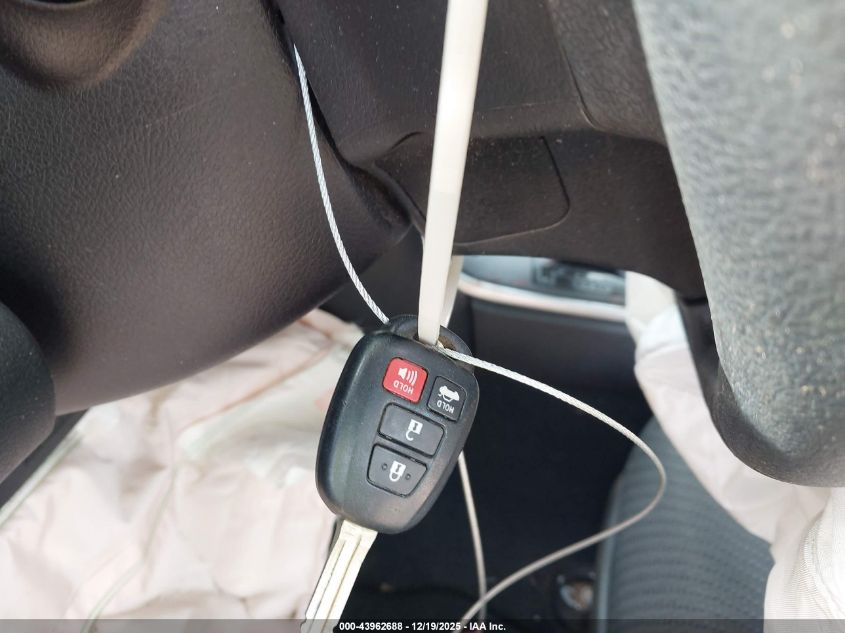 2016 Toyota Camry Le VIN: 4T4BF1FK9GR560593 Lot: 43962688