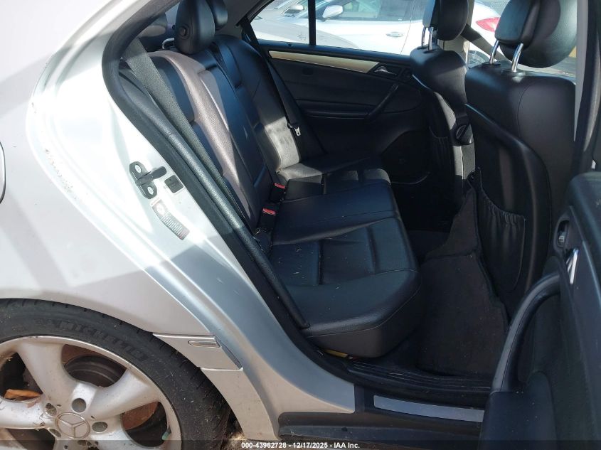 2005 Mercedes-Benz C 230 Kompressor Sport VIN: WDBRF40J95F690260 Lot: 43962728