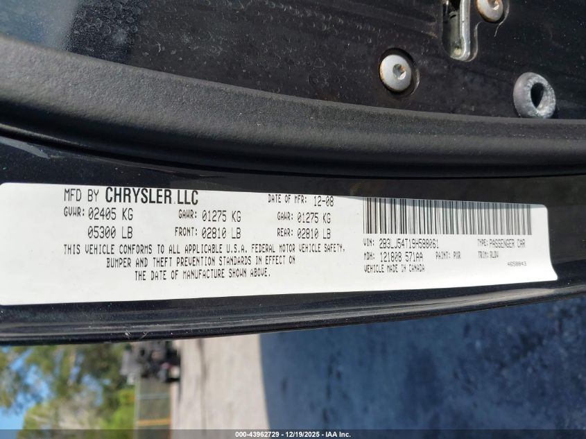 2009 Dodge Challenger R/T VIN: 2B3LJ54T19H588061 Lot: 43962729