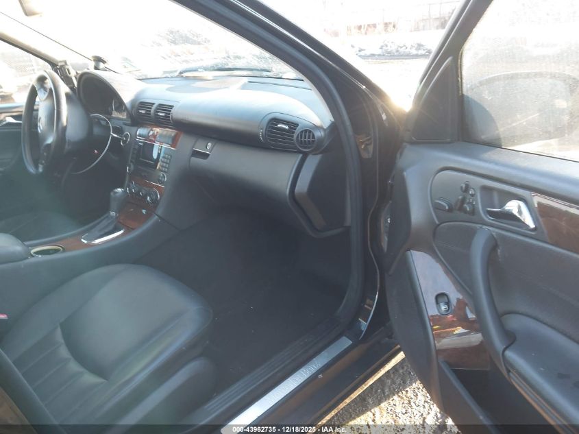 2007 Mercedes-Benz C 280 Luxury 4Matic VIN: WDBRF92HX7F921810 Lot: 43962735