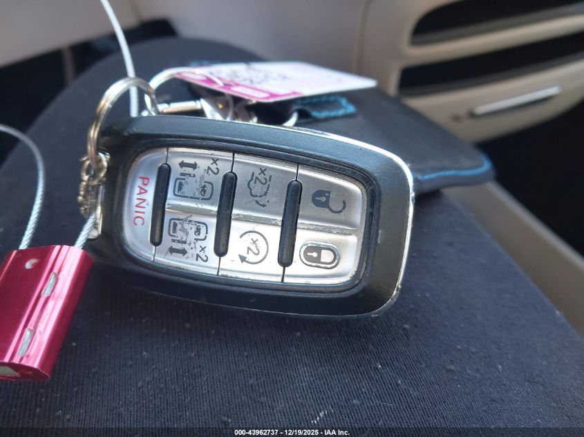 2017 Chrysler Pacifica Touring-L VIN: 2C4RC1BG1HR759448 Lot: 43962737