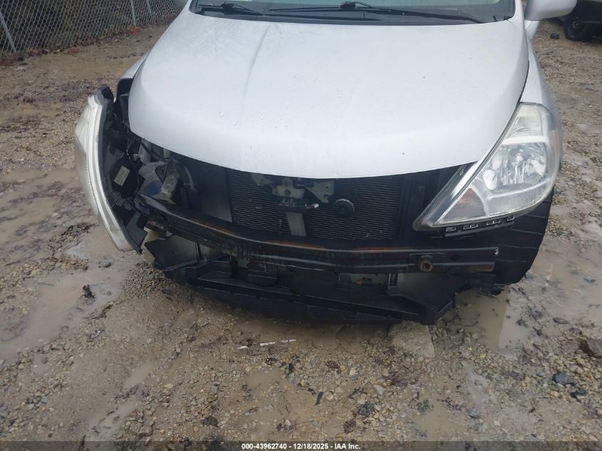 2010 Nissan Versa 1.8S VIN: 3N1BC1CP0AL459213 Lot: 43962740