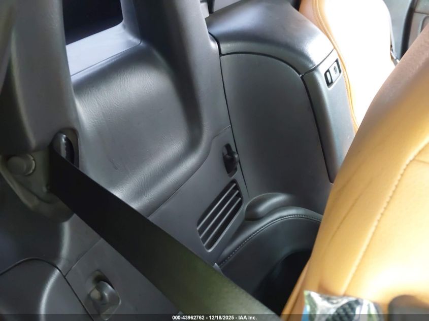 2002 Honda S2000 VIN: JHMAP11422T003229 Lot: 43962762