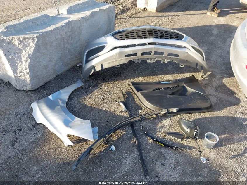 2018 Chevrolet Cruze Ls Auto VIN: 1G1BC5SM5J7200533 Lot: 43962788