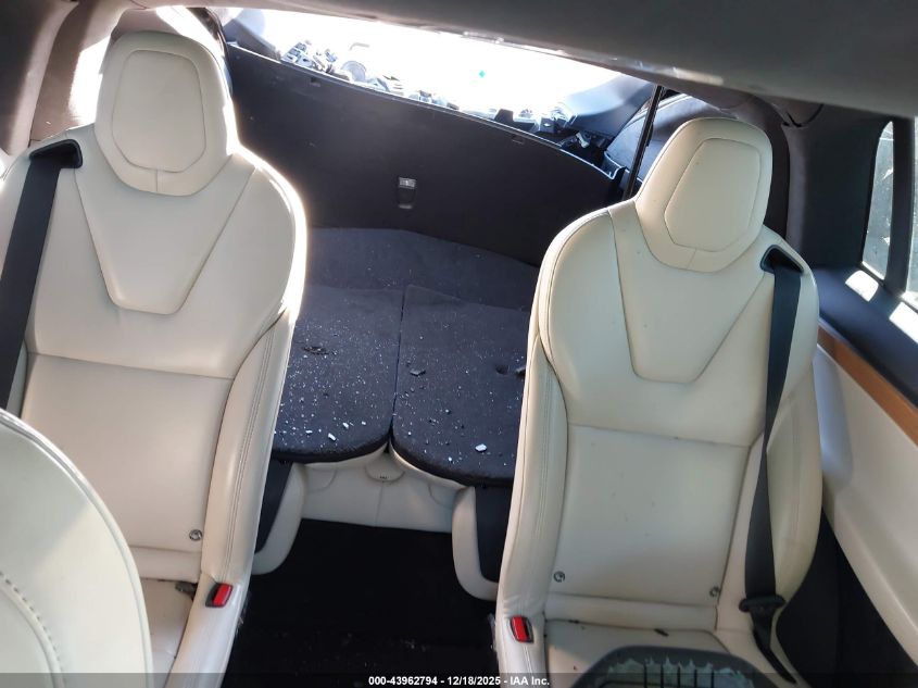 2021 Tesla Model X Long Range Dual Motor All-Wheel Drive/Long Range Plus Dual Motor All-Wheel Drive VIN: 5YJXCBE20MF320552 Lot: 43962794