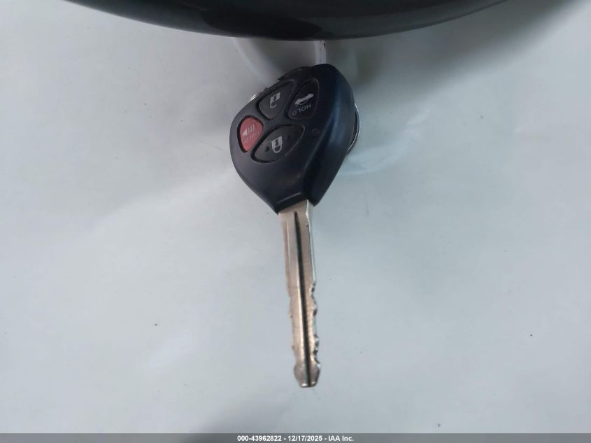 2010 Toyota Camry Le VIN: 4T4BF3EK6AR011227 Lot: 43962822