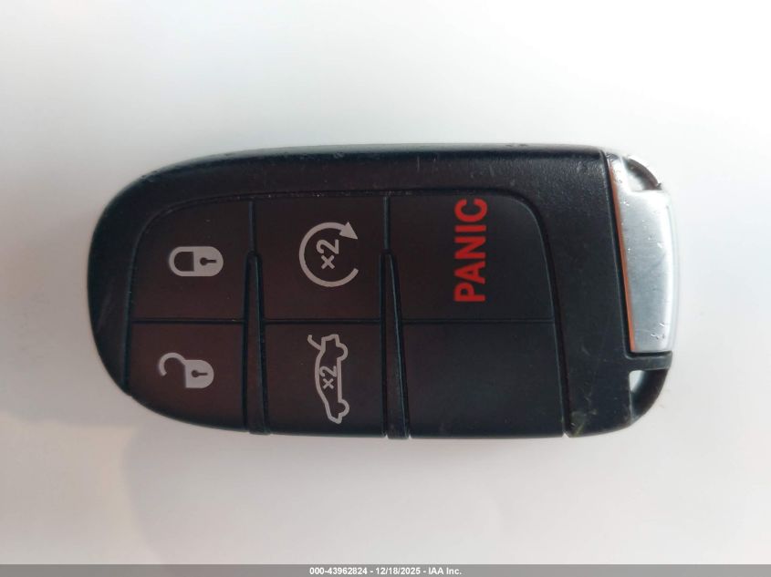 2023 Chrysler 300 Touring L VIN: 2C3CCADG0PH556191 Lot: 43962824