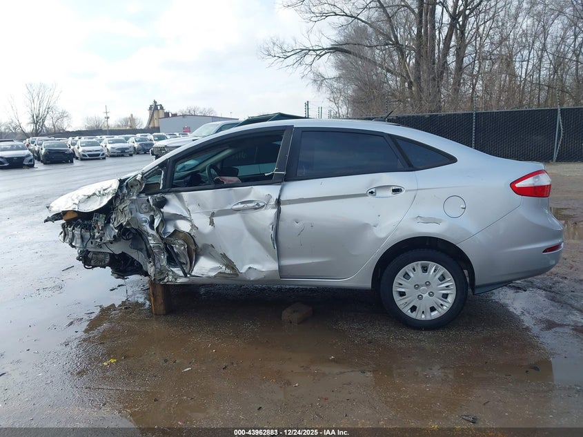 2016 Ford Fiesta S VIN: 3FADP4AJ2GM111318 Lot: 43962883