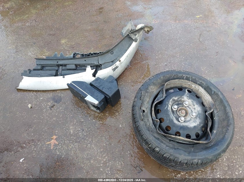 2016 Ford Fiesta S VIN: 3FADP4AJ2GM111318 Lot: 43962883